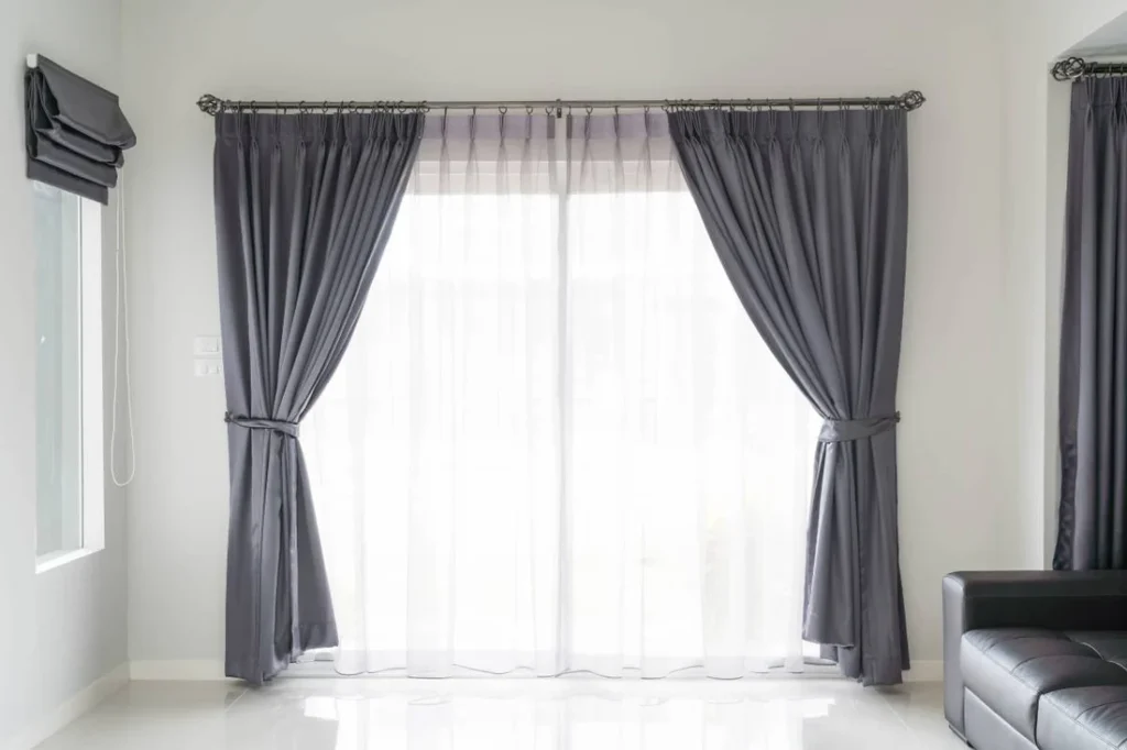 Double Curtains Design